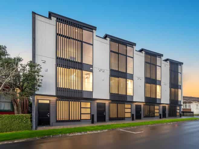 9/4 Patey Street, Remuera