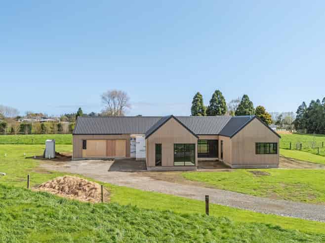46 Kairau Road West, Sentry Hill
