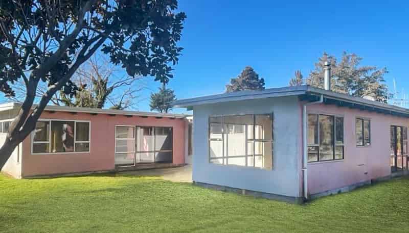 6 Hartgill Crescent , Dannevirke