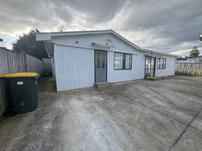 21a Mon Desir Place , Manurewa