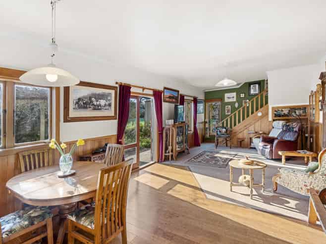 1287 Okains Bay Road, Okains Bay