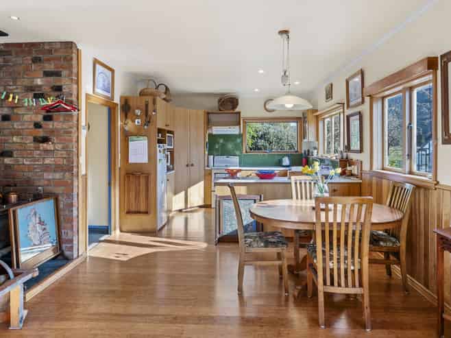 1287 Okains Bay Road, Okains Bay