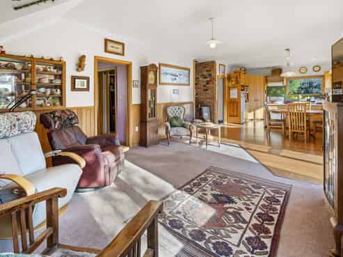 1287 Okains Bay Road, Okains Bay