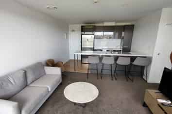1309/8 Lakewood Court , Manukau
