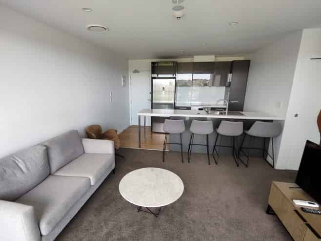 1309/8 Lakewood Court , Manukau