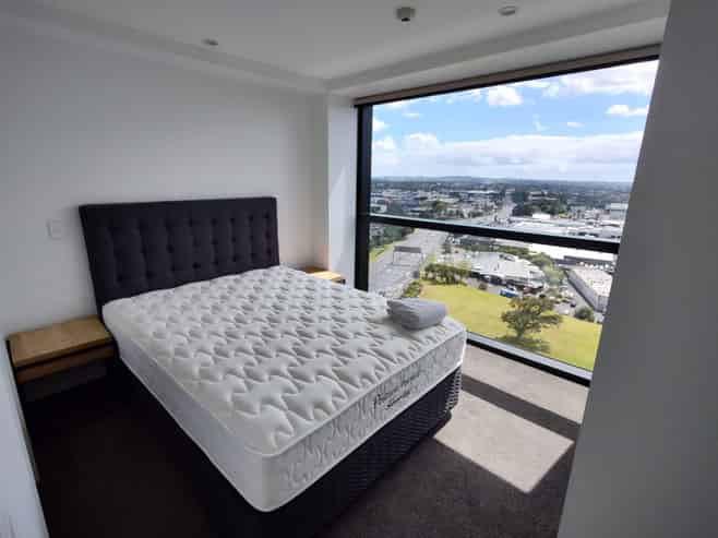 1309/8 Lakewood Court , Manukau