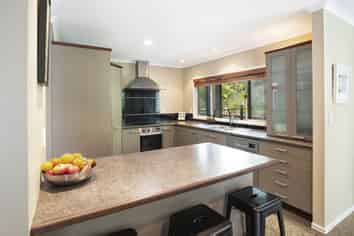 104 Rowesdale Drive, Ohauiti