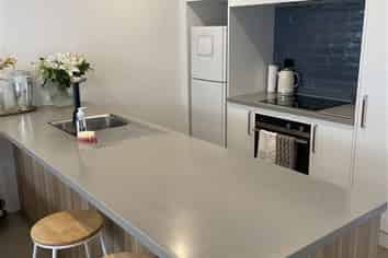 2/461 Manchester Street, Saint Albans