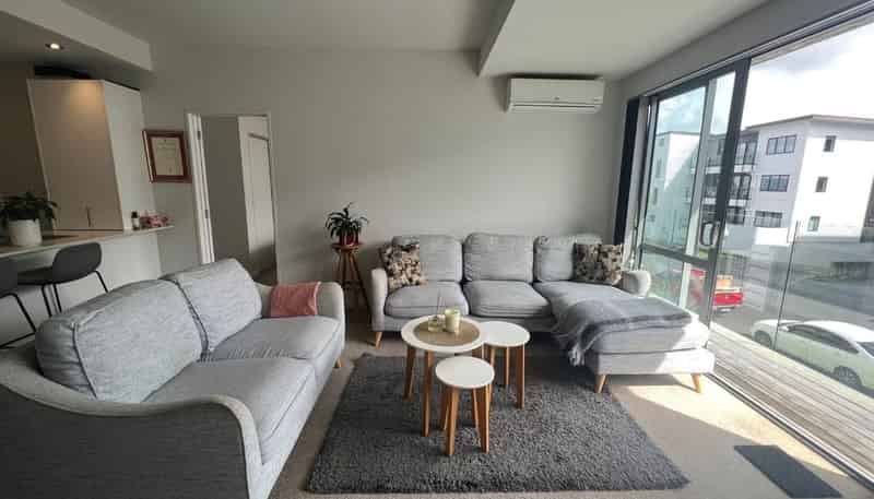 1C/136 Stancombe Road, Flat Bush