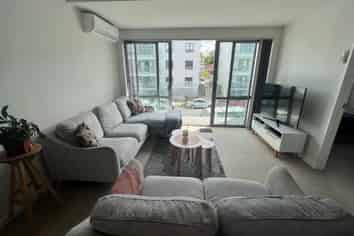 1C/136 Stancombe Road, Flat Bush