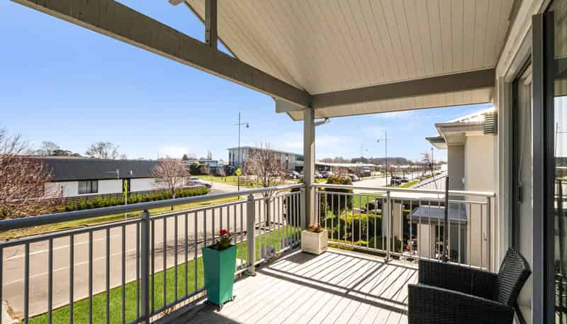 4 Solander Road, Pegasus