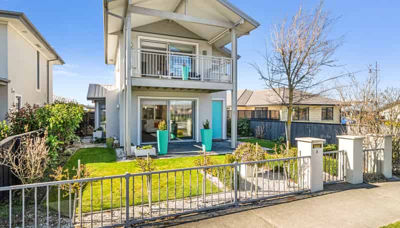 4 Solander Road, Pegasus