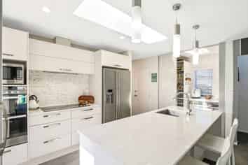 4 Solander Road, Pegasus