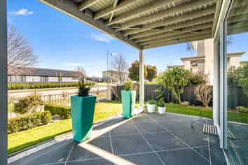 4 Solander Road, Pegasus