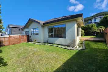 10 Sandybrow, Churton Park