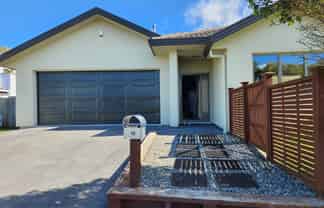 10 Sandybrow, Churton Park