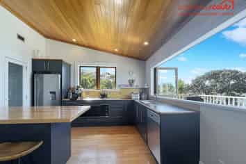97 Norwood Road, Bayswater