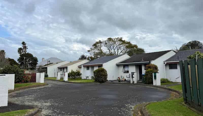 1/113 Trafalgar Street, Onehunga