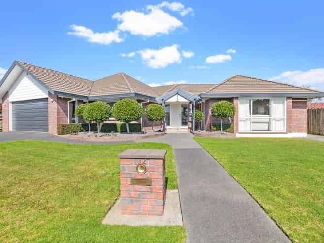 32 Matterhorn Crescent, Northpark
