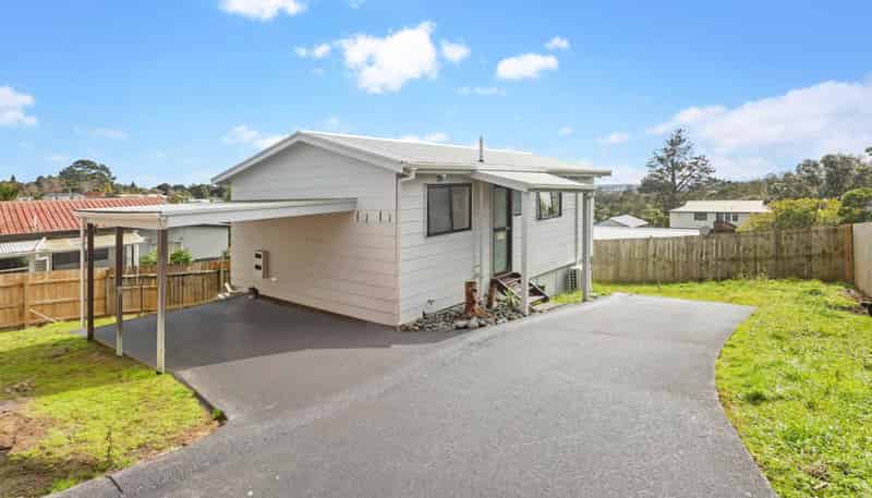 12A Danube Lane, Glen Eden