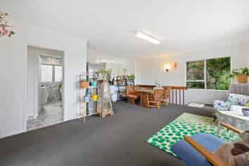 1/66 Cockayne Crescent, Sunnynook