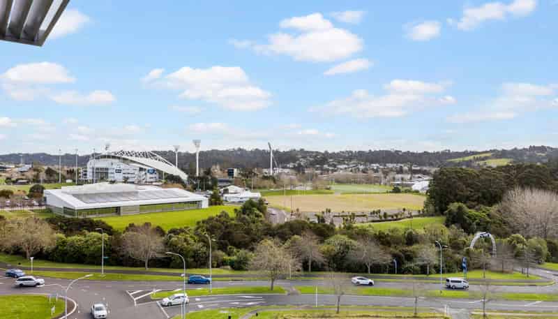 603F/27 Don McKinnon Drive, Albany