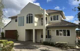 342a East Coast Road, Sunnynook