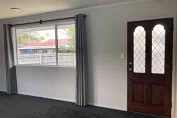 2/8 Mirrabooka Avenue, Botany Downs