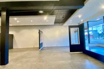 Showroom Opportunity in Prestigious Location