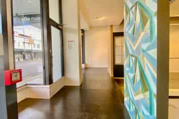 Showroom Opportunity in Prestigious Location