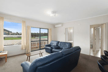 2/102 Harbour Terrace, North Dunedin