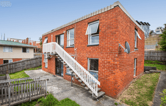 2/102 Harbour Terrace, North Dunedin