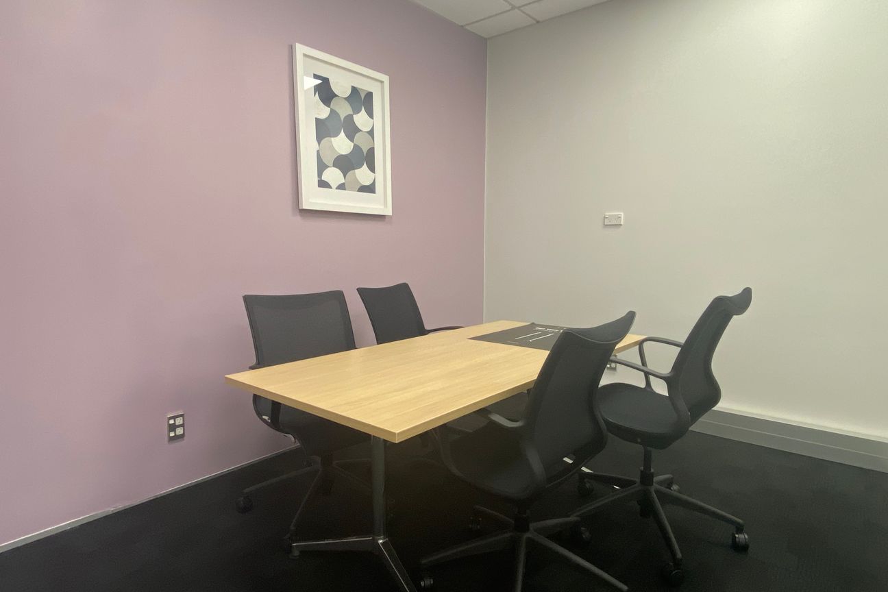 Premium Newmarket Office - Fully Fitted - Vista 5