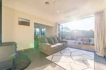 6 Poplar Street, Gleniti