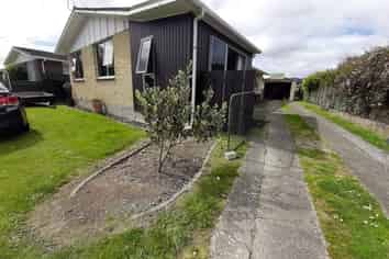 77 Pasadena Cres , Totara Park