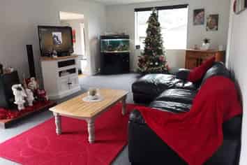 77 Pasadena Cres , Totara Park