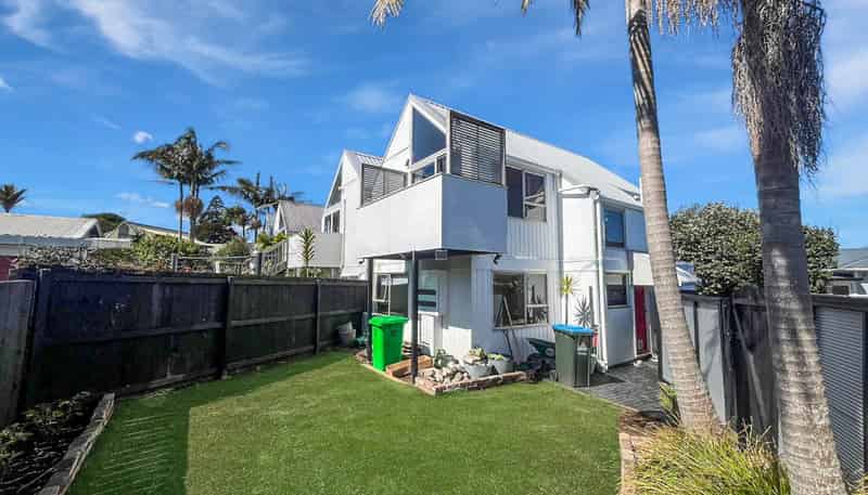1/8 Springleigh Avenue, Mount Albert