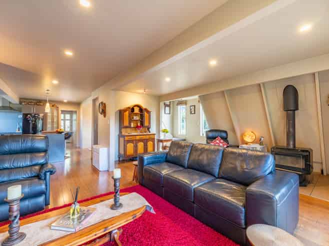 44 Benmore Street, Glenwood