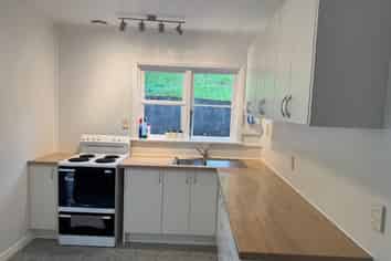 4/147 Owen Street , Newtown