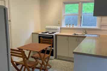 4/147 Owen Street , Newtown