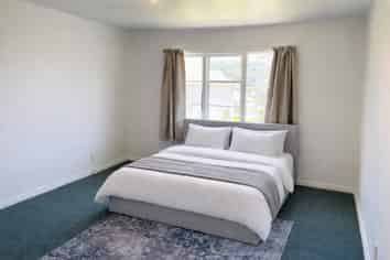 4/147 Owen Street , Newtown