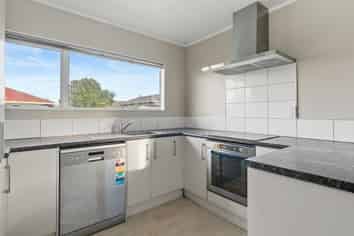 49 Dungarvon Place, Clendon Park