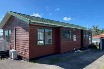 42 Broadfield Street, Massey