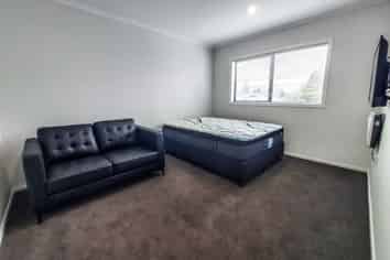 3A/7 Greta Street, Glenview