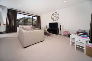 56 Bluegrey Avenue, Stonefields