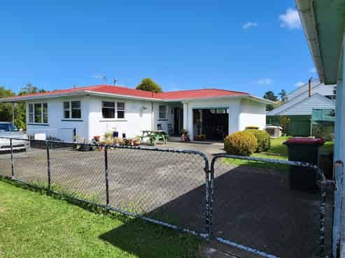 182 Awahuri Feilding Road, Feilding
