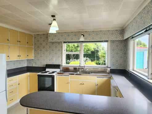 182 Awahuri Feilding Road, Feilding