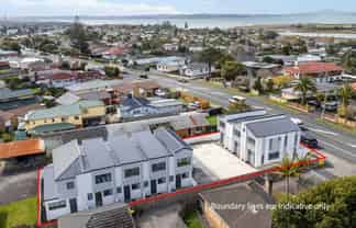 4/234 Te Atatu Road, Te Atatu South
