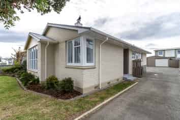 9 McLaren Crescent, Onekawa