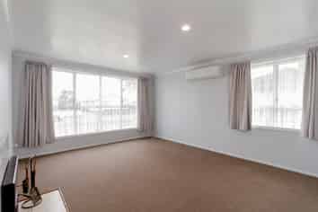 9 McLaren Crescent, Onekawa